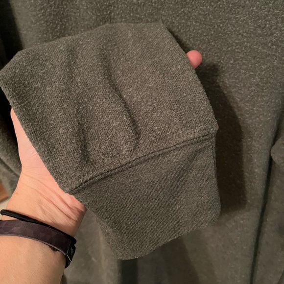 Wildfox Sweatshirt - Picture 4 of 5